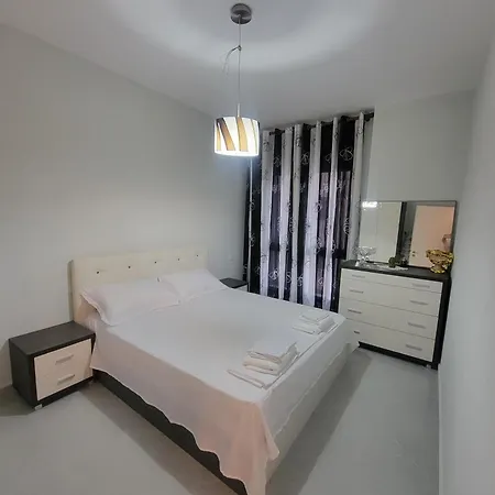 Apartment Henri's *