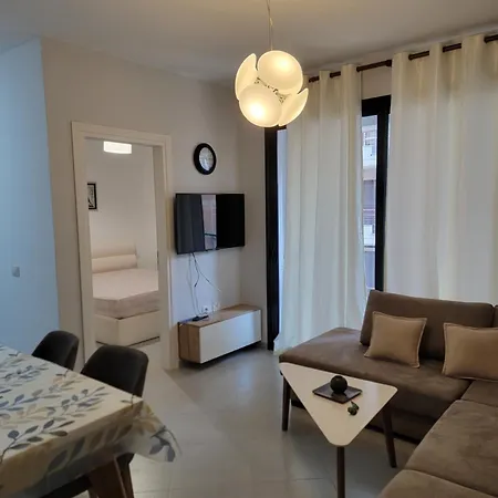 Apartment Henri's Vlore