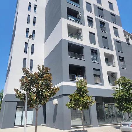 Apartment Henri's Vlore